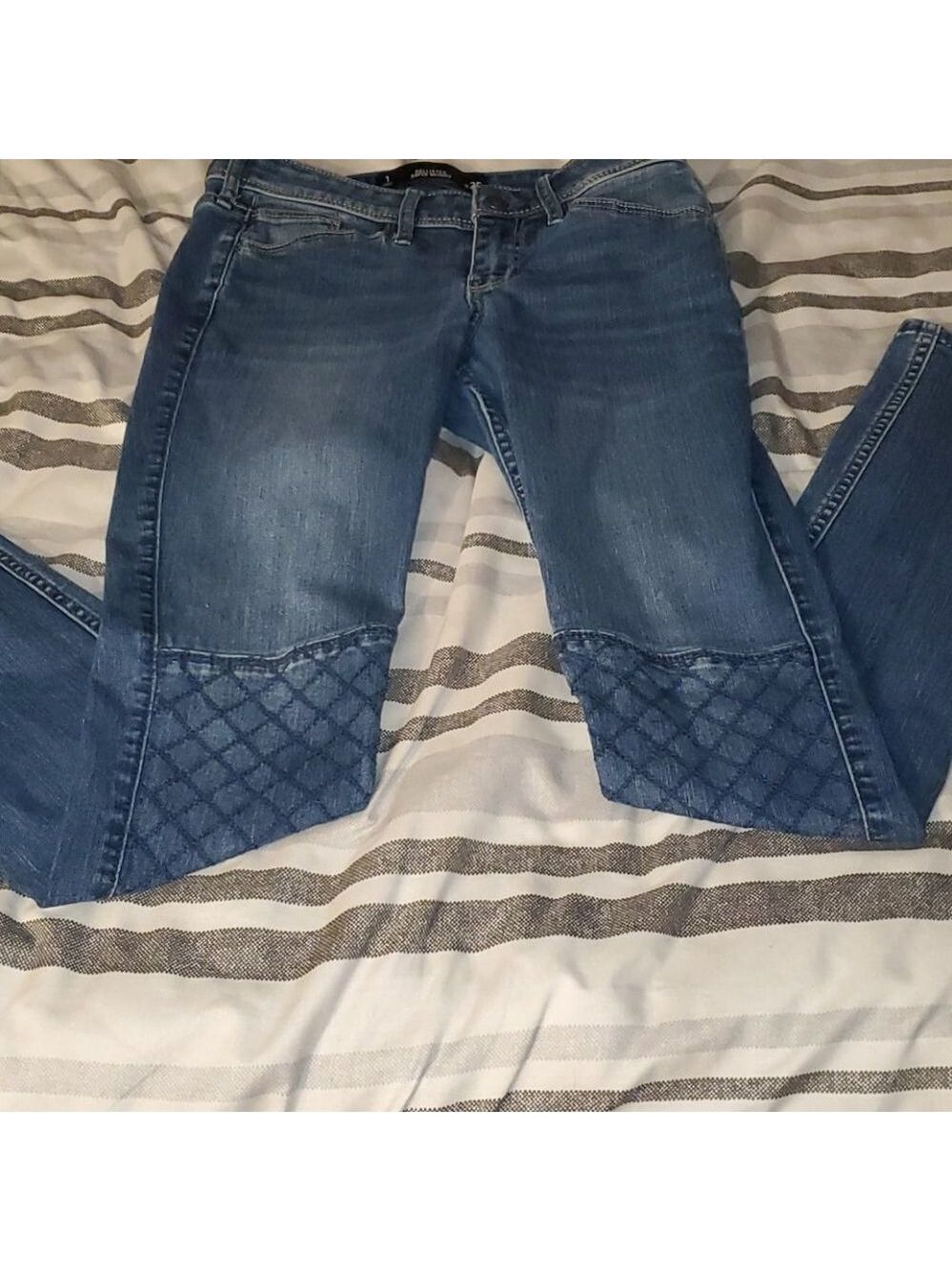 Hollister size 1 jeans super skinny  3 for $20